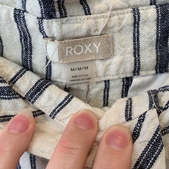 High Waisted Striped Linen Blend Shorts - Picture 5 of 7